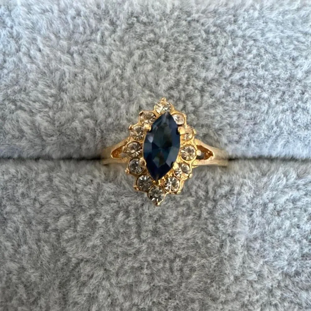 Unbranded Women's Gold and Blue Jewellery